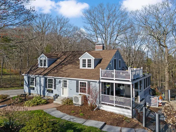 59 Blaze Hill Road, Hopkinton, NH 03229