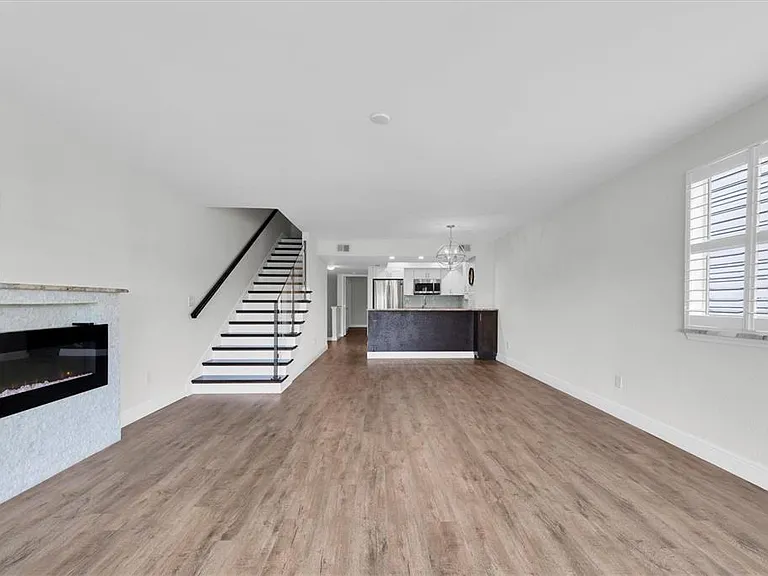 802 Hidden Harbour Dr — Photo 19