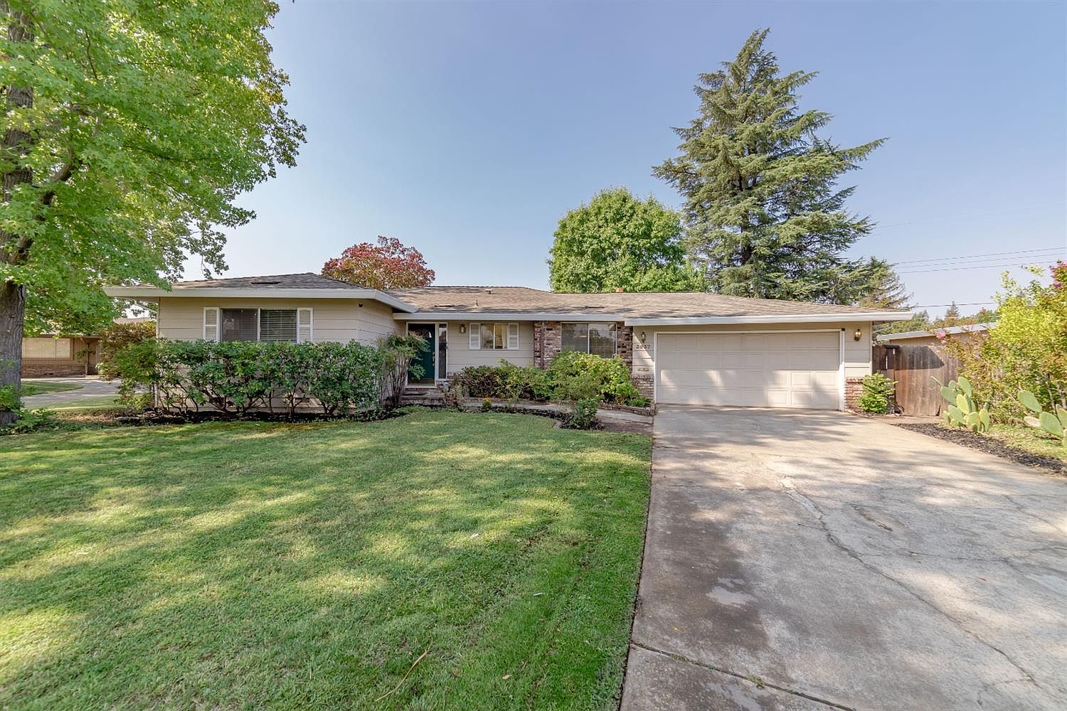 3937 Maudray Way Carmichael Ca 95608 Zillow