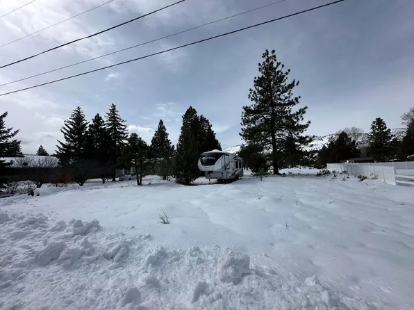 703 Roundup Dr, Loyalton, CA 96118