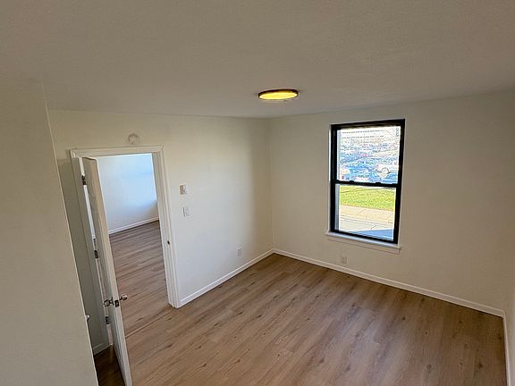 3rd image of 2 Washington Ave #6