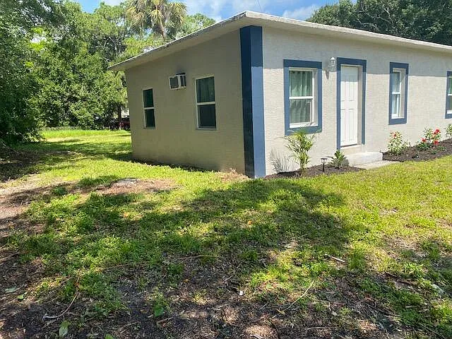 1 bed, 1.0 bath, 525 sqft, $1,300 — Photo 2