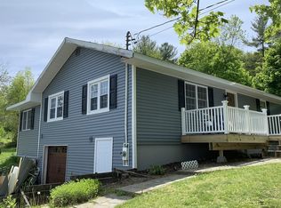 31 Greenwood Rd, Wynantskill, NY 12198