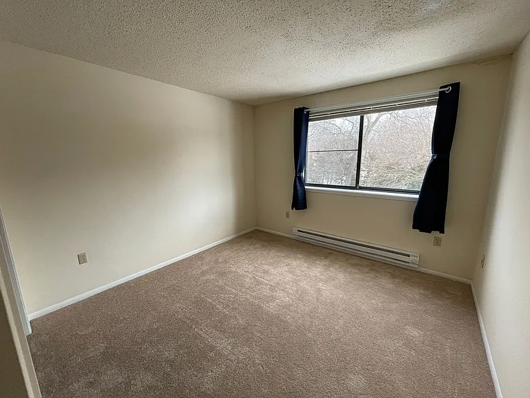 Wingra West Apartments — Photo 38