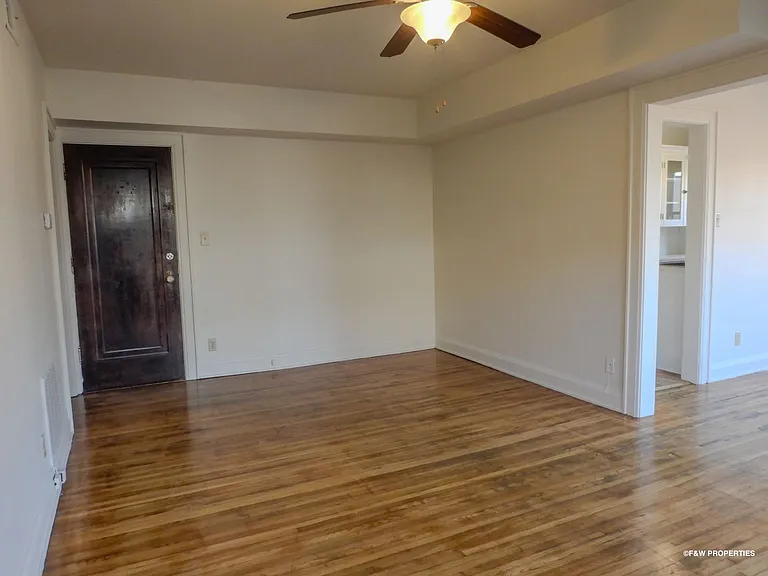 1544 E Broad St — Photo 39