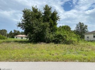 3002 45th St SW, Lehigh Acres, FL 33971