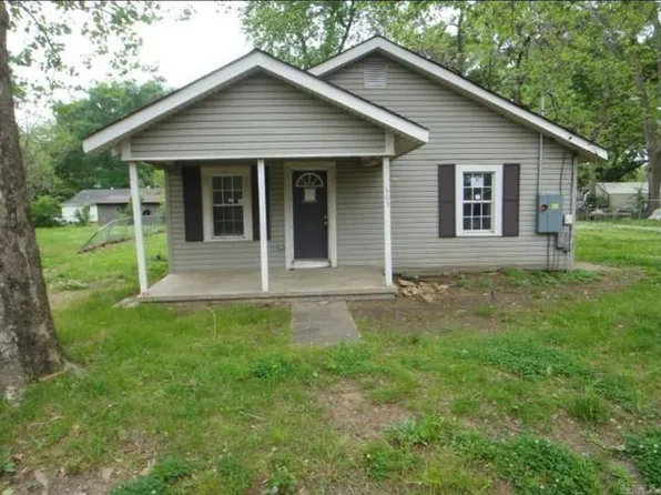 605 N Elm St, Beebe, AR 72012