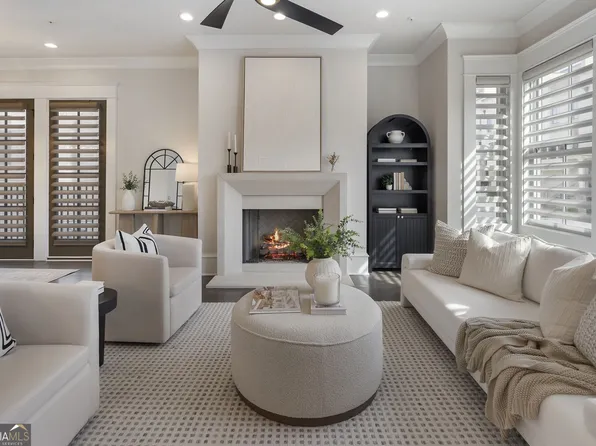 3715 Peachtree Rd NE Unit 12, Atlanta, GA 30319