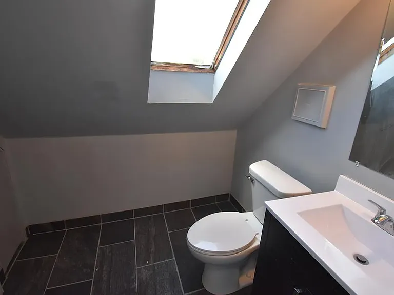 2411 Golden Valley Rd #2 — Photo 8