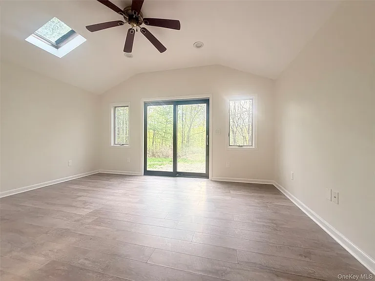 157 White Bridge Rd — Photo 11