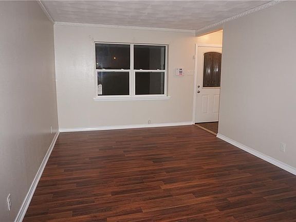 5th image of 1701 Glenville Dr