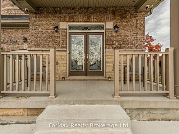 4th image of 70 Zanetta Cres