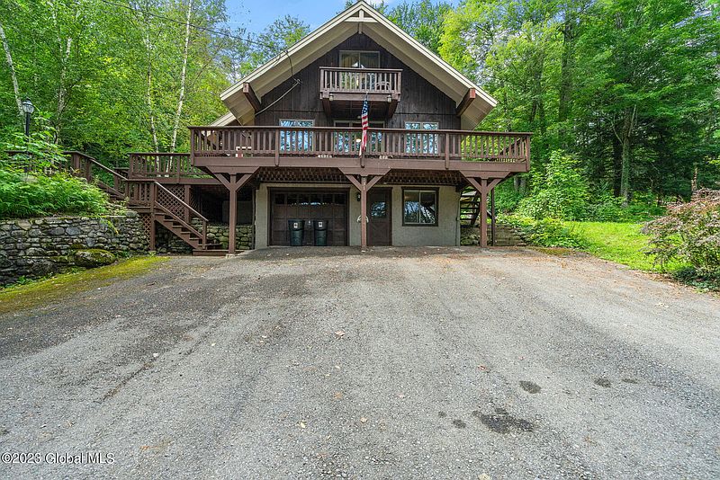 5th image of 131 Riverview Road