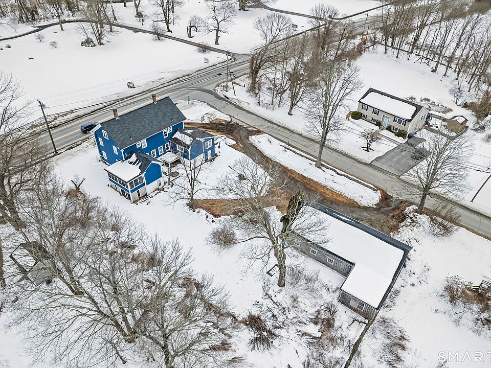 1st image of 365 Putnam Road