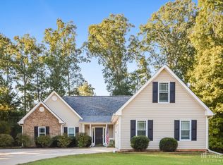 238 Pebble Creek Dr, McDonough, GA