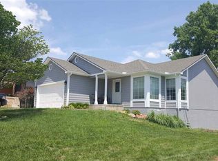 3324 SW 35th Ter, Topeka, KS 66614