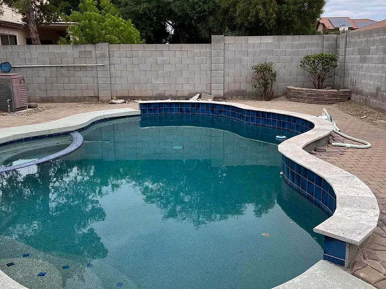 407 W Helena Dr — Photo 8