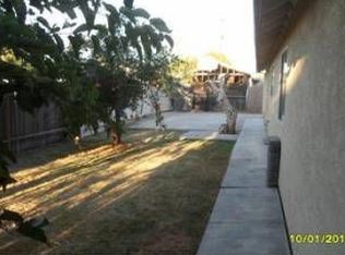 2071 E 11th St, Stockton, CA