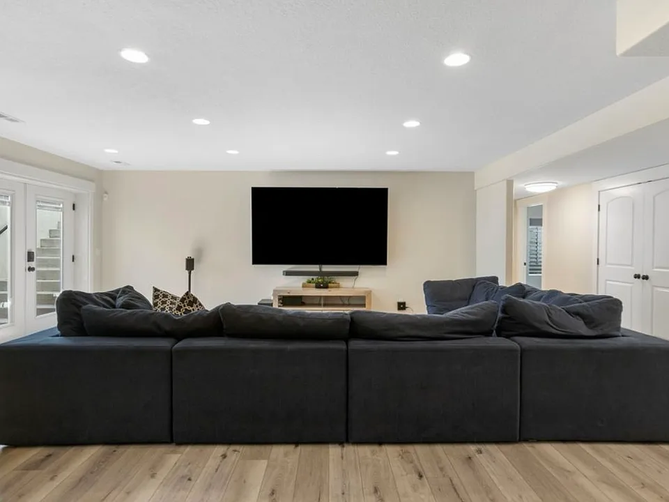 12637 N Ponce De Leon Dr #BASEMENT