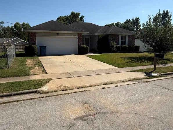 4136 Somerset Drive, Battlefield, MO 65619
