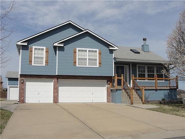 1st image of 702 Foxtail Ct