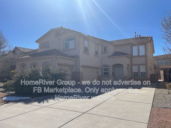 1100 Diamondback Dr NE