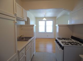 1717 E Newton Ave #22, Milwaukee, WI 53211