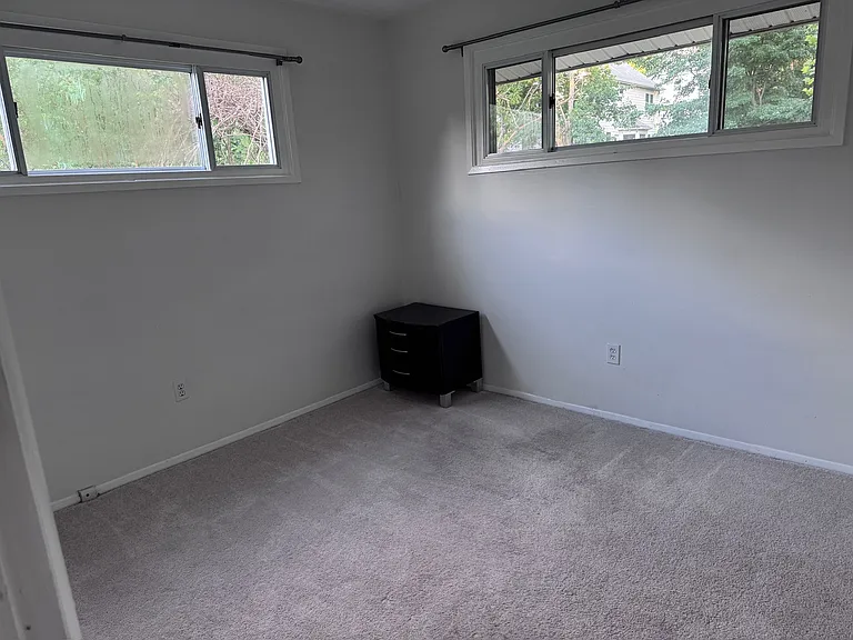 4431 Roundhill Rd — Photo 12