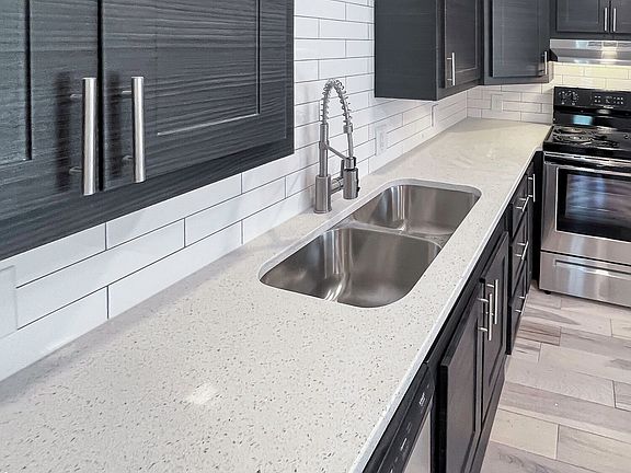 5th image of 6300 N Villa Ave #26