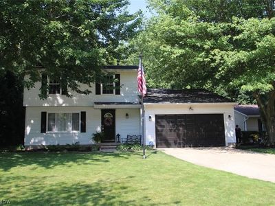 5800 Springwood Ct, Mentor On The Lake, OH, 44060