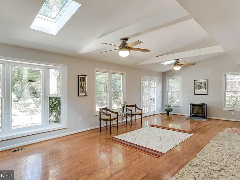 5612 Eastbourne Dr — Photo 24