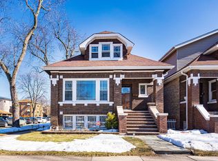 1901 Clinton Ave, Berwyn, IL 60402