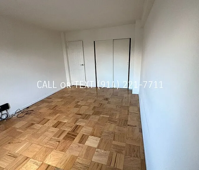 793 McLean Ave — Photo 5