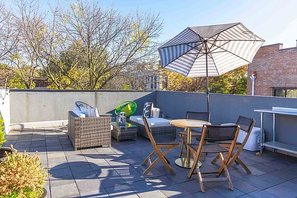 183 Moffat Street #2