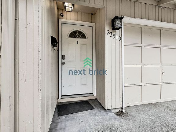 4th image of 23510 58th Ave W