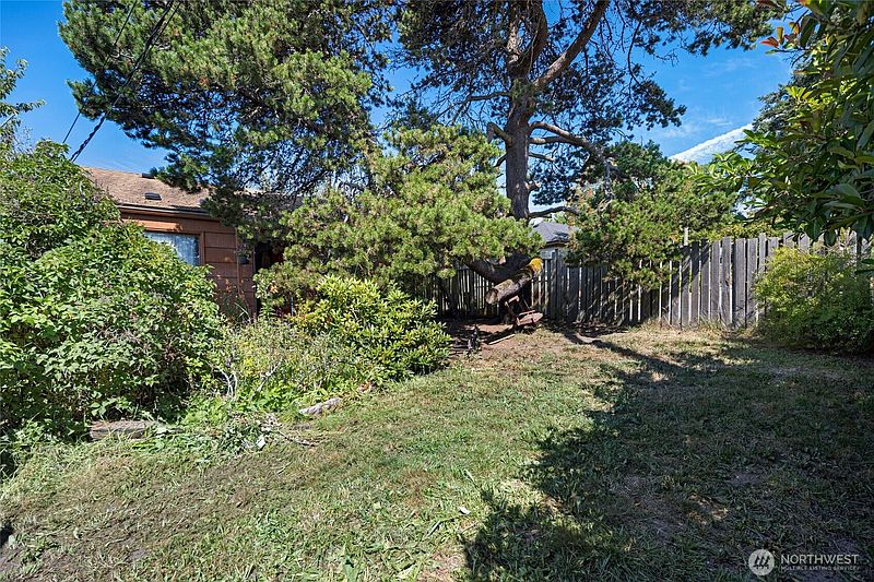4th image of 507 Tucker Avenue