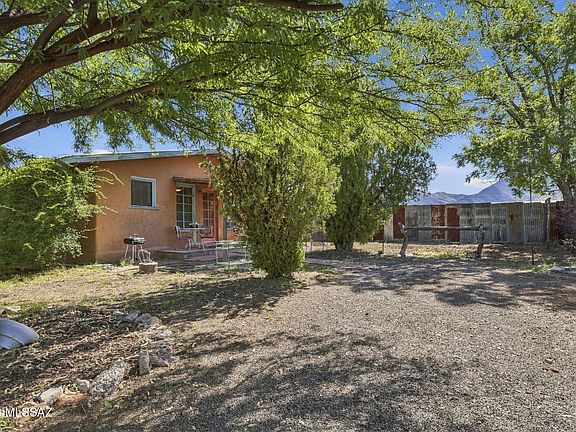 3rd image of 4815 E Dragoon Rd