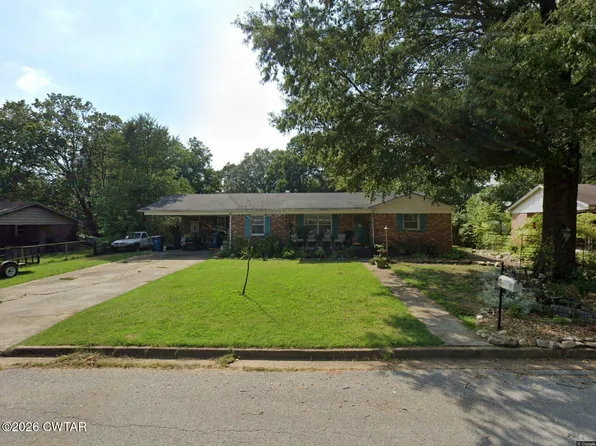 2627 Oakview Dr, Humboldt, TN 38343