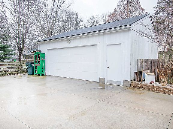 Detached 2-car garage.