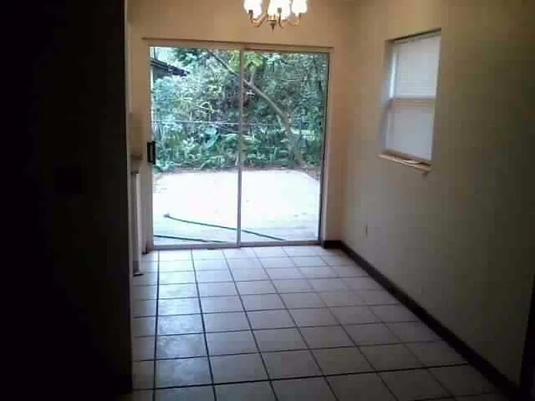 715 N Sparkman Ave — Photo 8