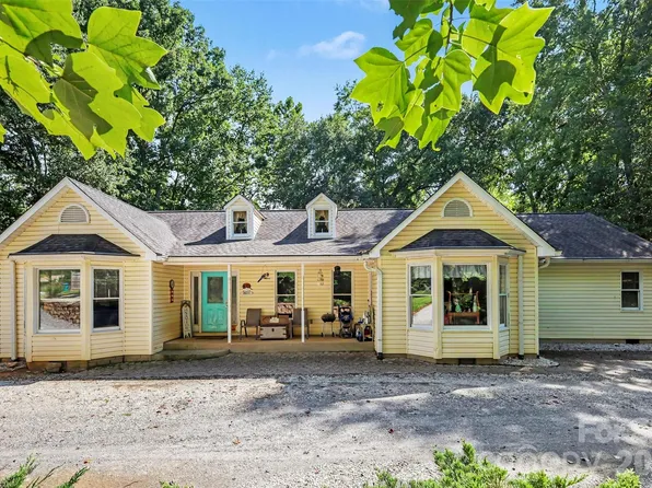 433 Foster Lake Rd, Blacksburg, SC 29702