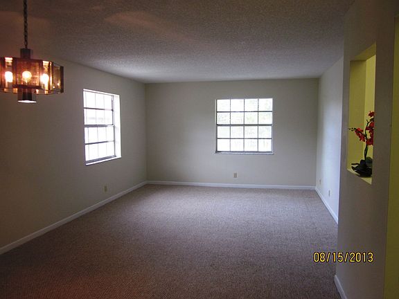 5th image of 700 SE 2nd Ave APT 410