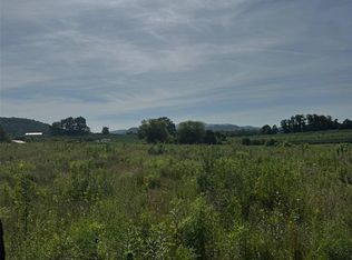 696 Beehive Rd #4, Hendersonville, NC 28792