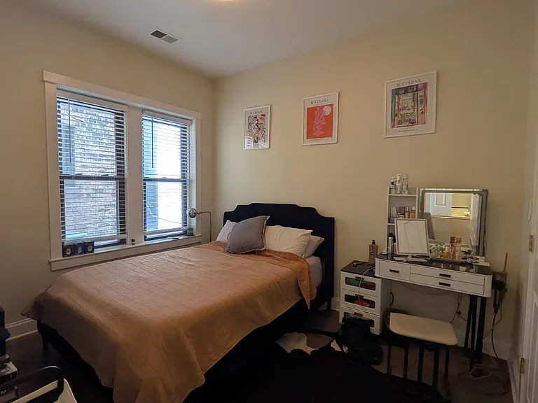 2935 N Clark St #2NR — Photo 9