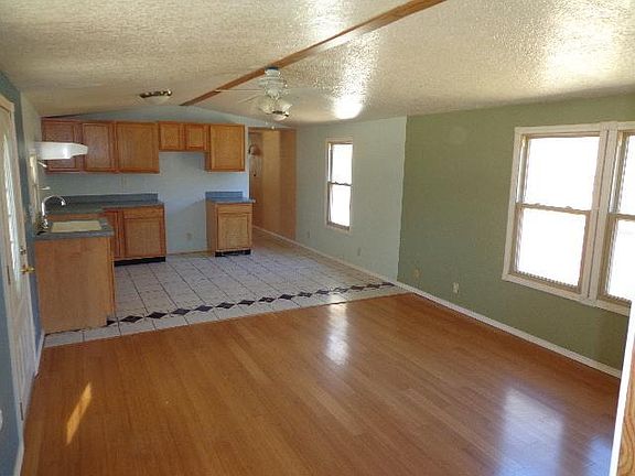3rd image of 1122 Serafin Ct SE