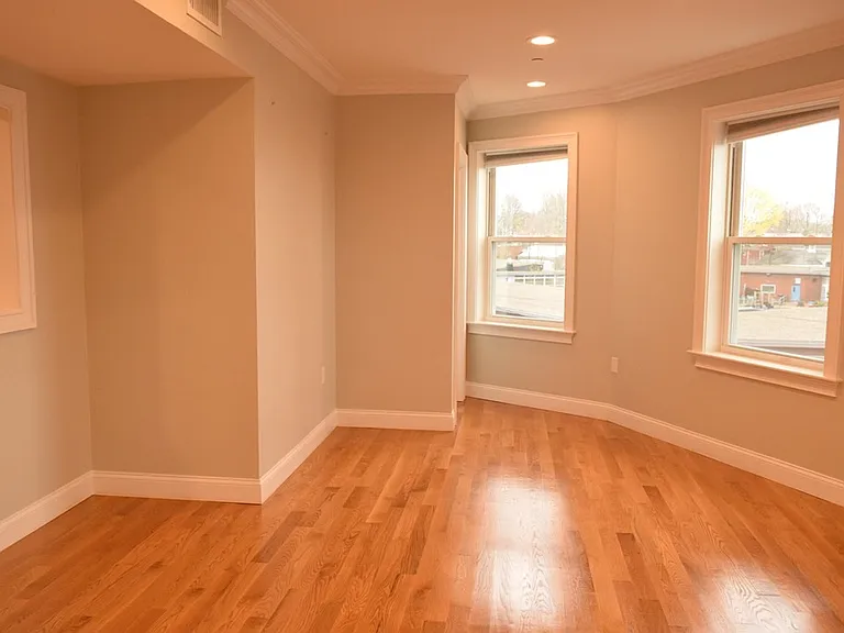 1664 Dorchester Ave #1 — Photo 5