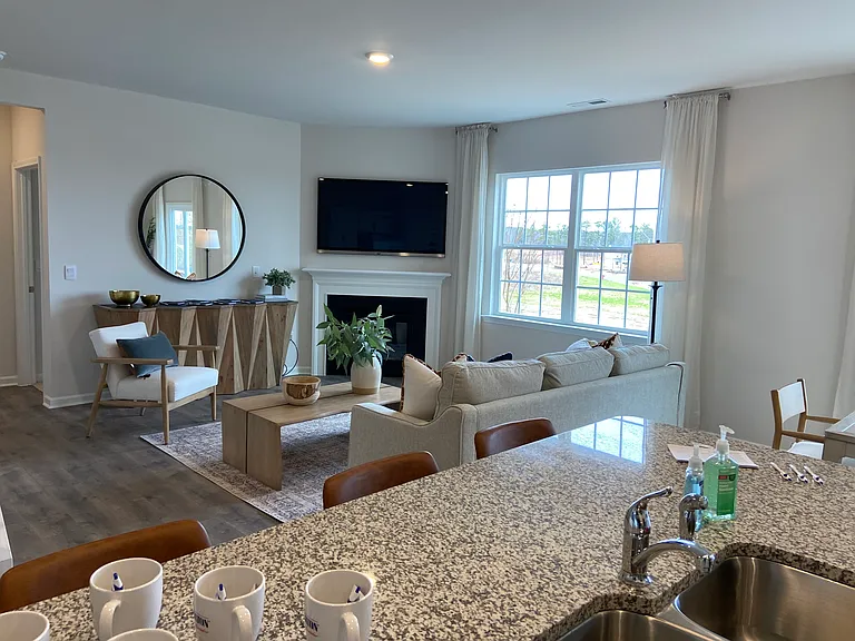 111 David Hill Dr — Photo 10