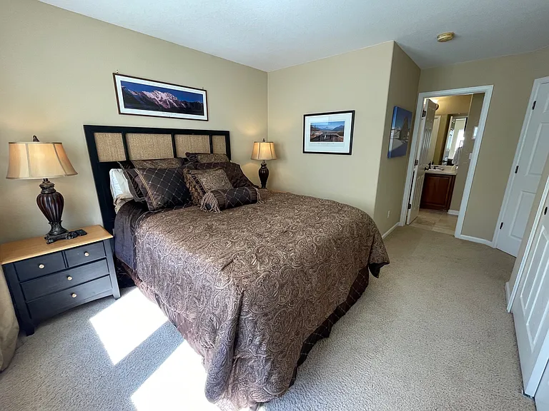 2201 Creekside Dr — Photo 39