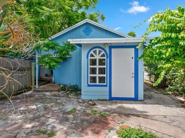 714 W Lakewood Rd #B, West Palm Beach, FL 33405