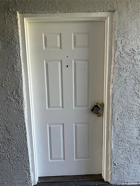 1 bed, 1.0 bath, 680 sqft, $1,950 — Photo 2